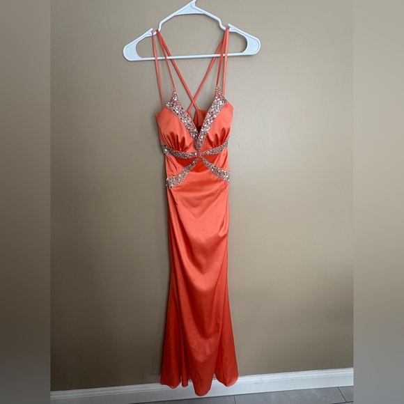 Sean Couture Dresses & Skirts - Vintage Sean Couture Y2K Orange/Peach Beaded Prom Dress
